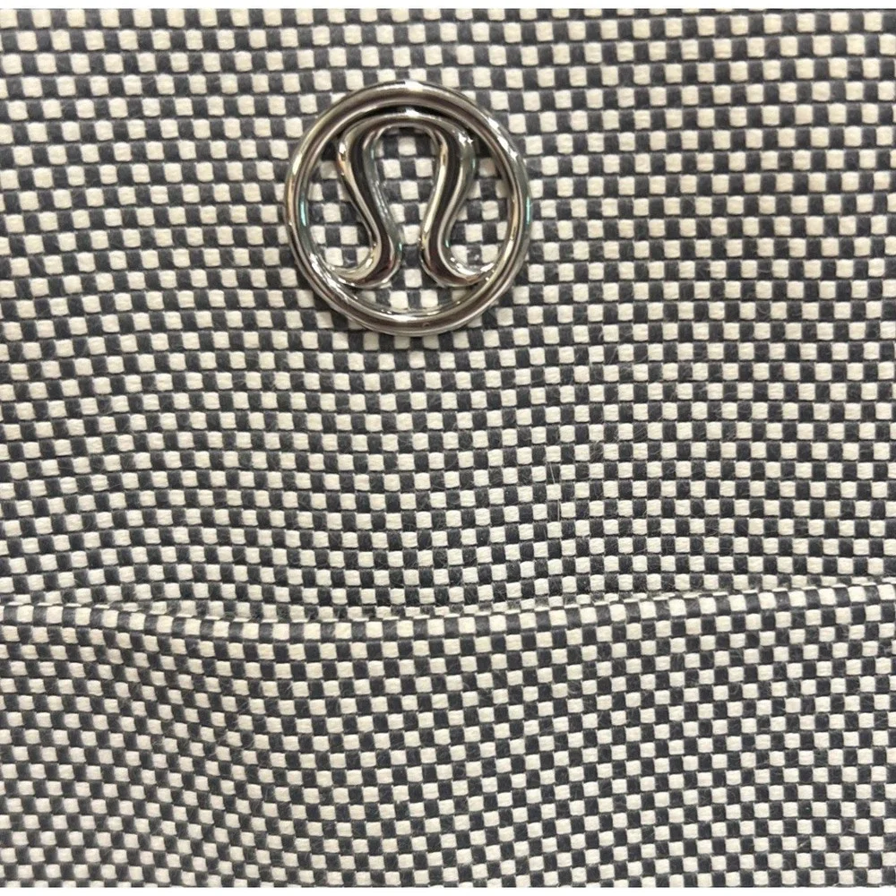 lululemon athletica lululemon two